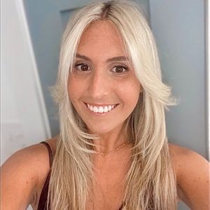 Meet your Posher, Kelsey